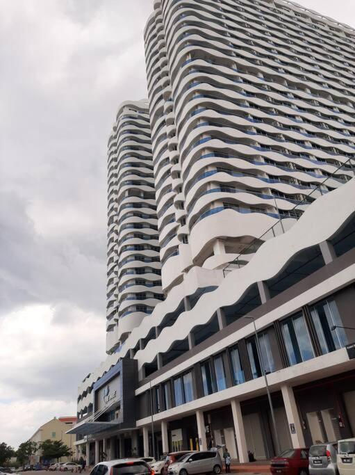 Apartment Stay@the Wave Melaka/corner Unit Malacca